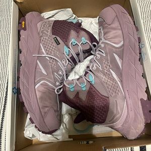 Womens Hoka Hiking boots